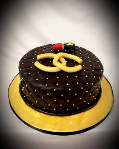 schokolaedchen_torte_geburtstag_chanel_schwarz