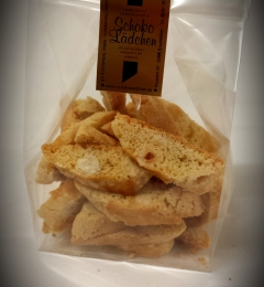 Nuß-Cantuccini